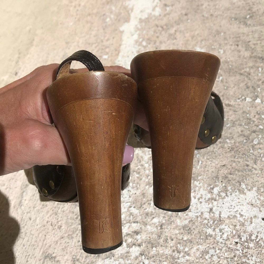 Frye  Sandals - Picture 4 of 8